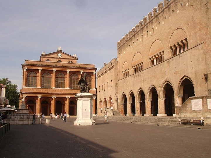 Piazza Cavour foto - capodanno rimini e provincia